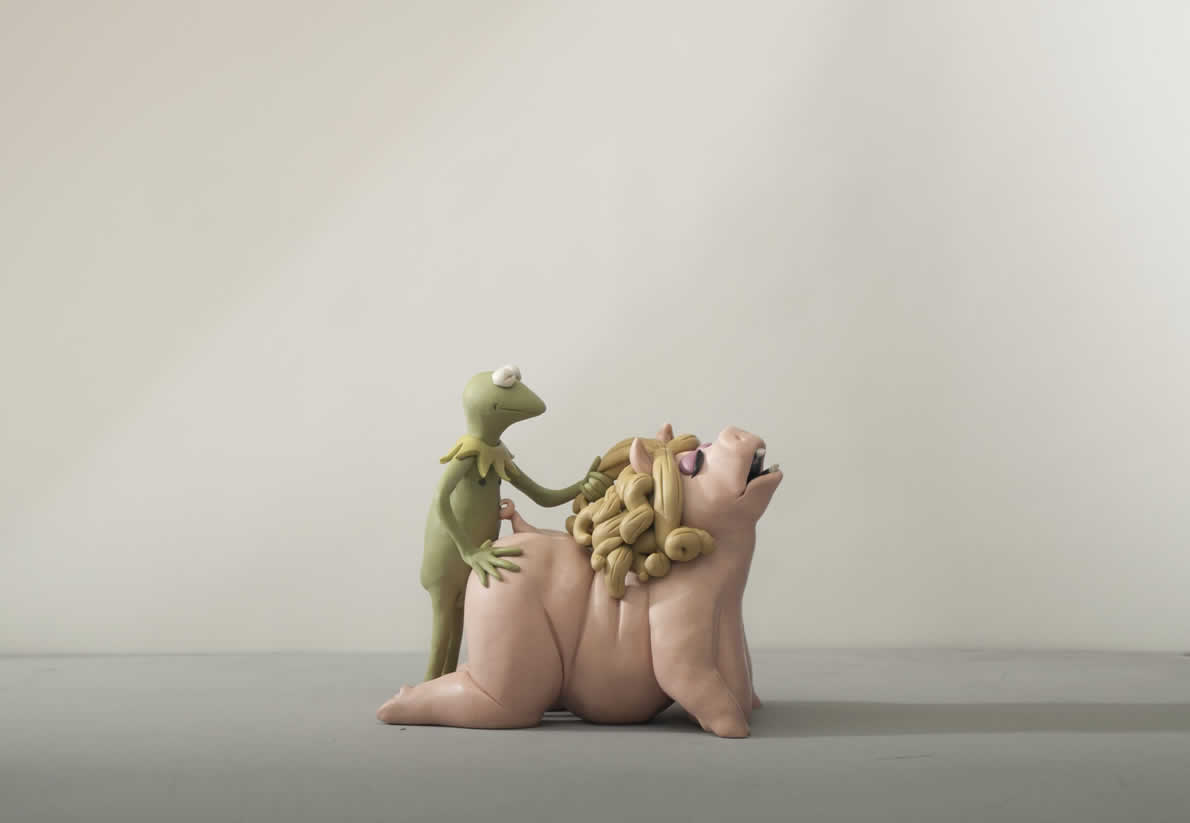 Emilio_Rangel Kermit_the_Frog Miss_Piggy Muppets Sculpture Statue inanimate