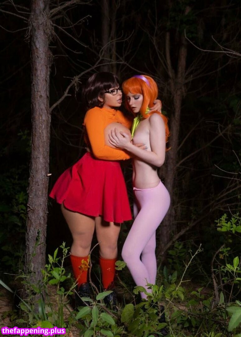 BishoujoMom Daphne_Blake Scooby-Doo_(series) Velma_Dinkley cosplay