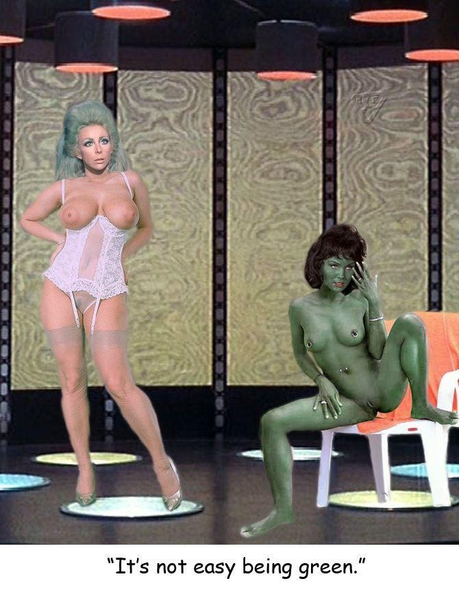 Post Angelique Pettyjohn Fakes HF Artist Orion Slave Girl